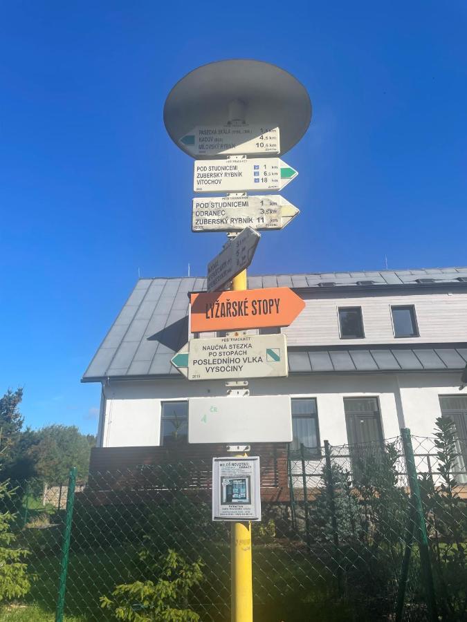 Apartman Studnice Na Vysocine Nove Mesto na Morave Exterior foto